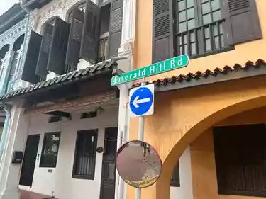 Freehold Residential Shophouse in Emerald Hill Conservation Area street sign