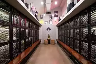 Four Storey Amalgamated Shophouses Along Duxton Road
