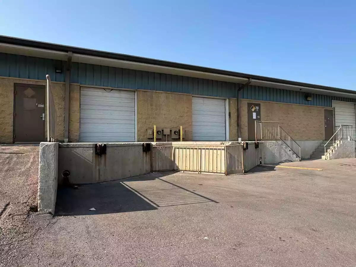Building Exterior - Dock
