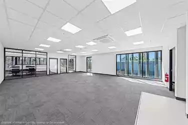 Building 2/514 Wembley Road