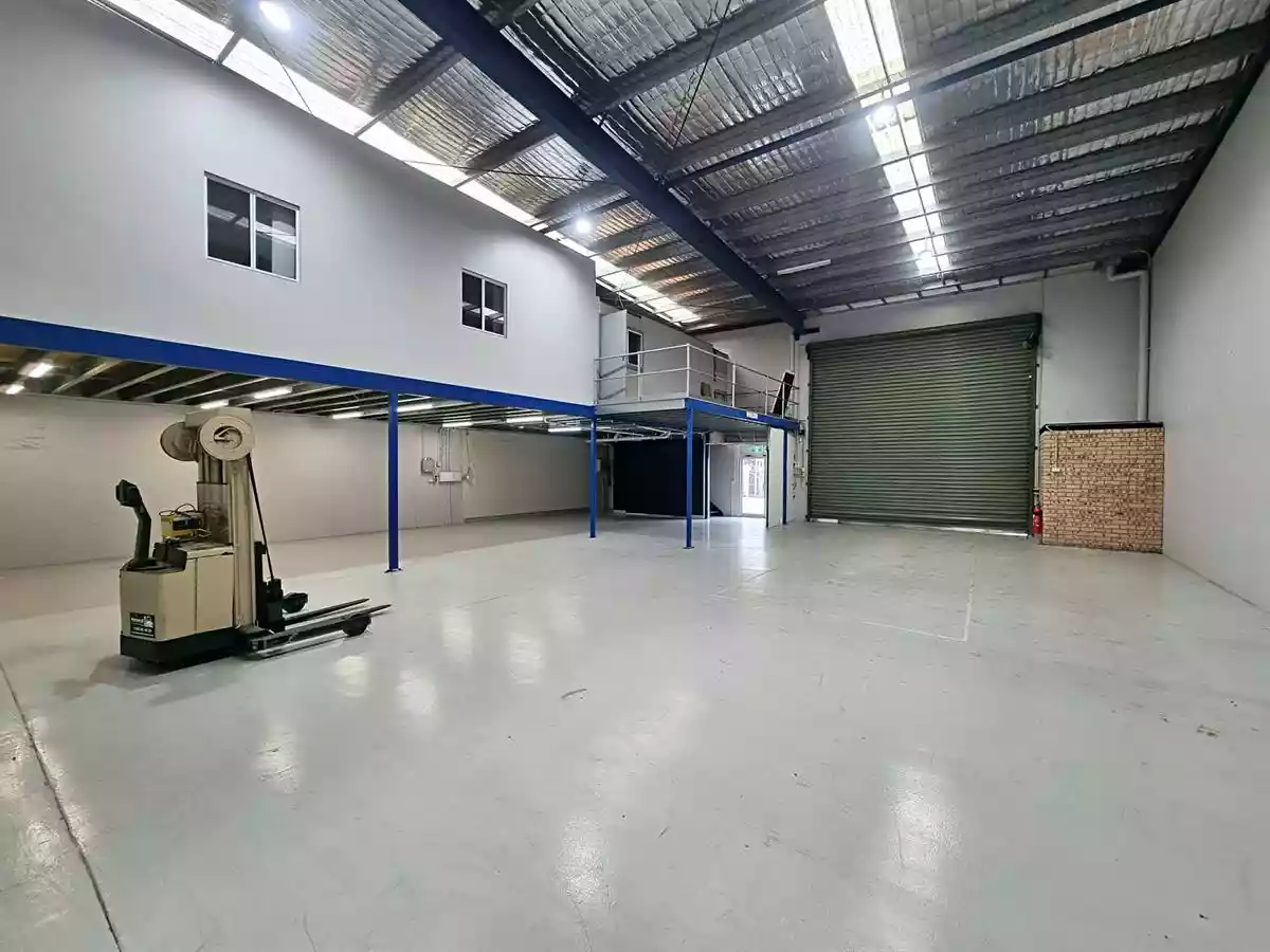 Unit 1/55 Holbeche Road