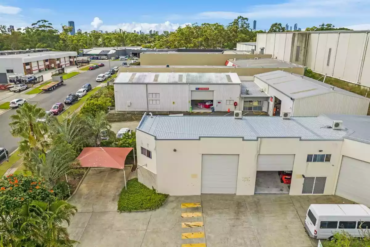 Unit 1/16 Commercial Drive