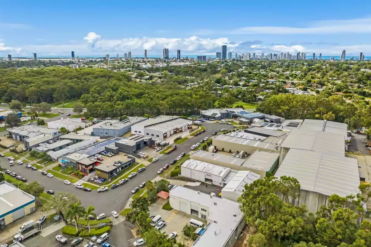 Unit 1/16 Commercial Drive