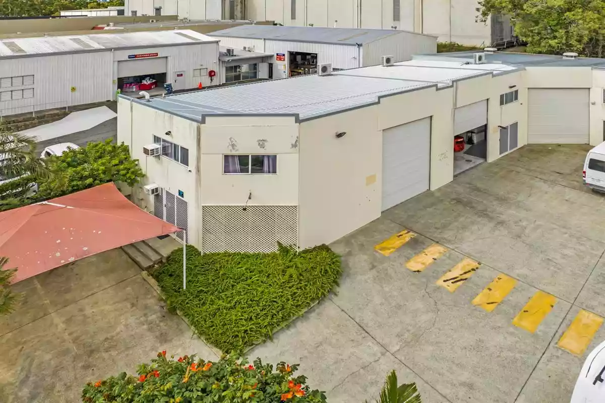 Unit 1/16 Commercial Drive