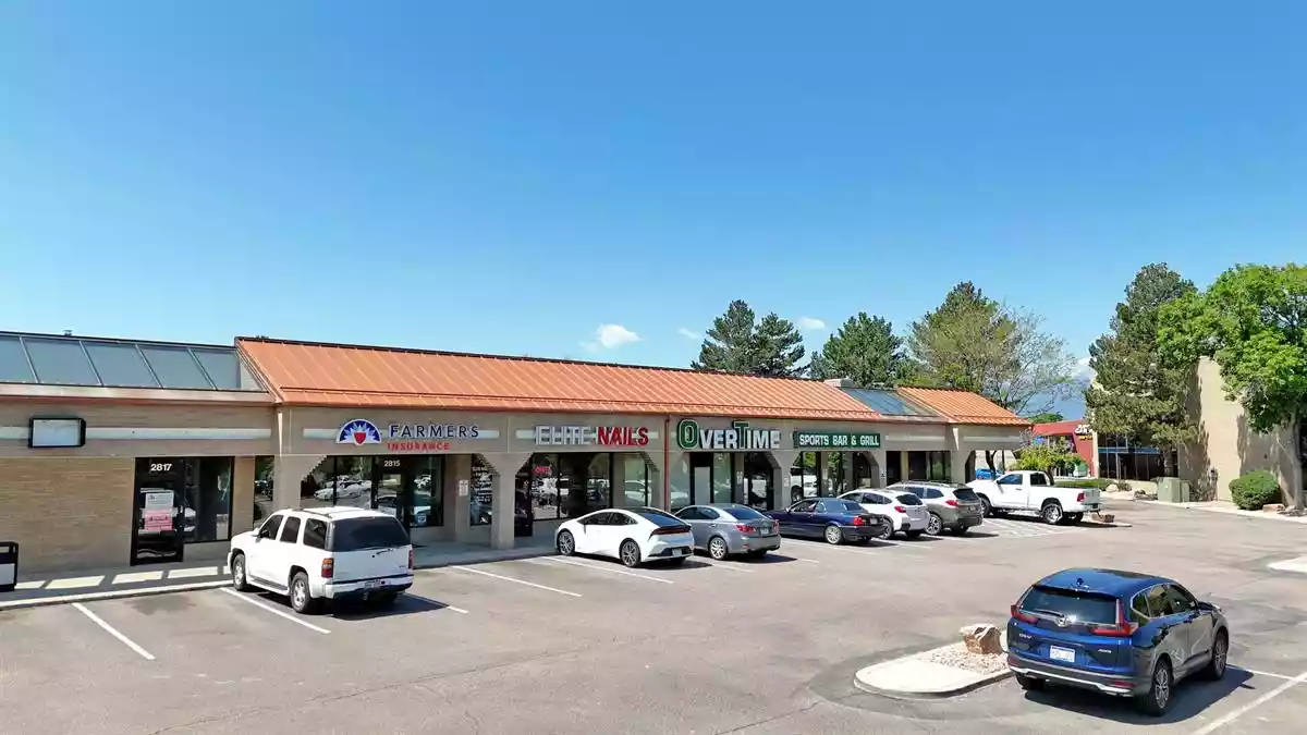 Cottonwood Square Exterior