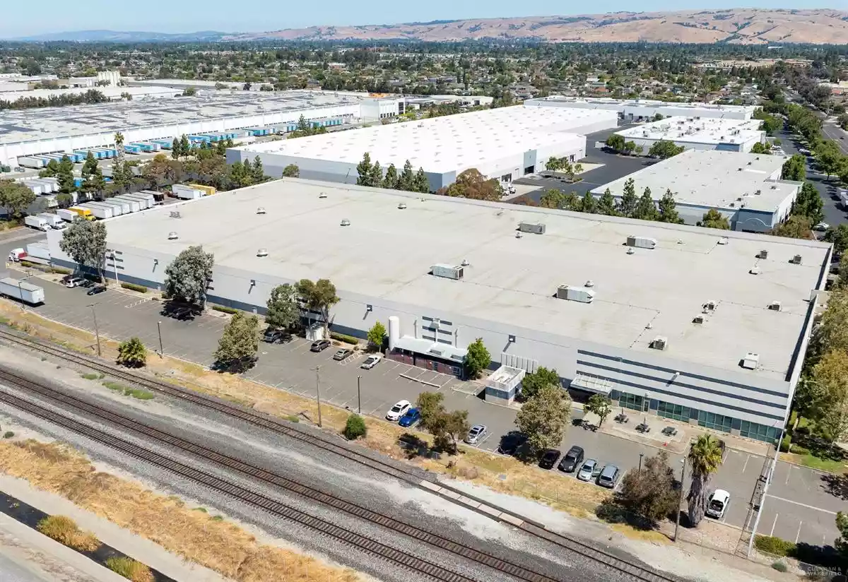 Newark - Warehouse/Distribution