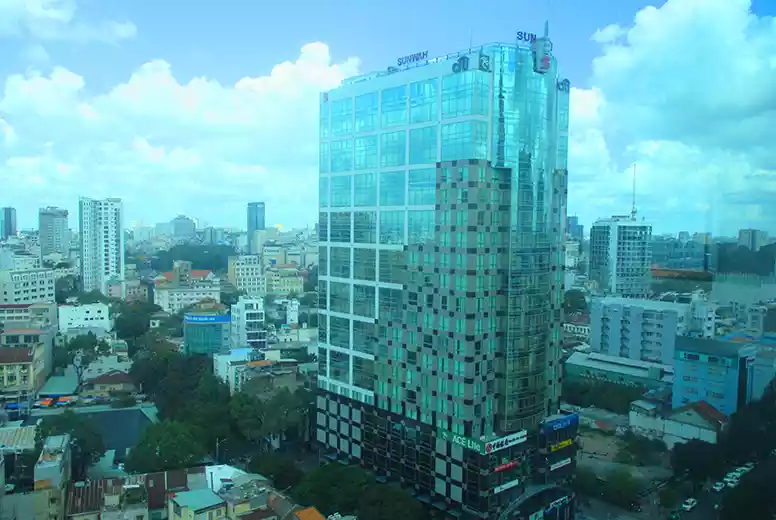 Sun Wah Tower