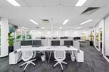 9/16 Metroplex Avenue