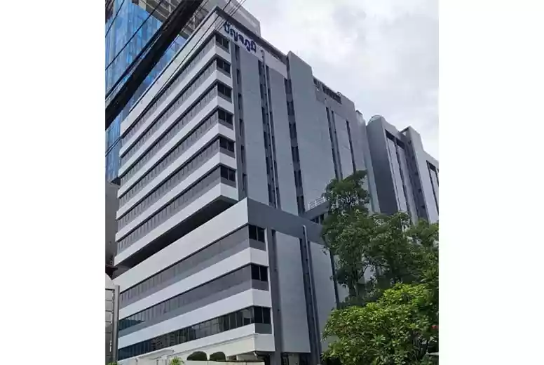 Panjaphum Building