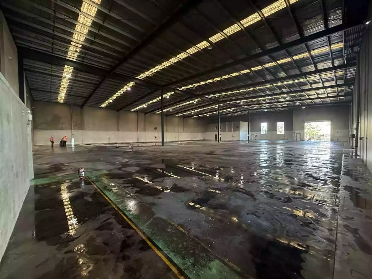 Warehouse 1/72 Topham Road