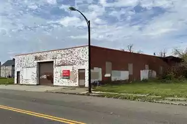 A1-176 Sycamore Street