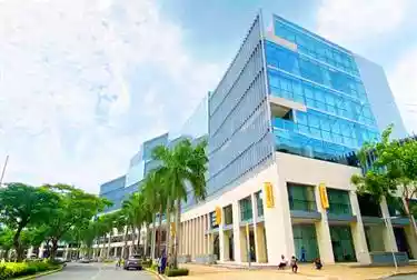 Crescent Plaza
