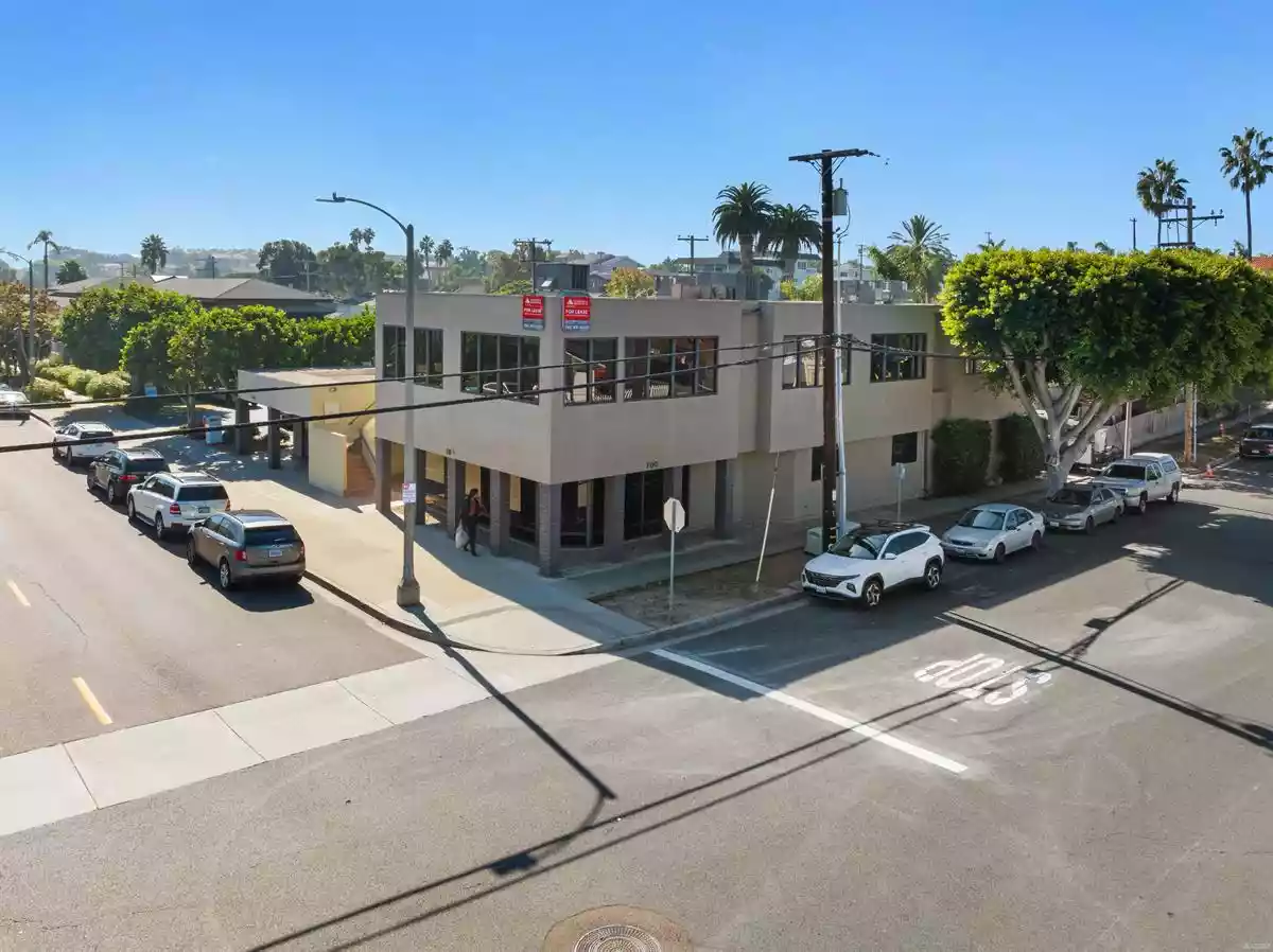 Encinitas - Office
