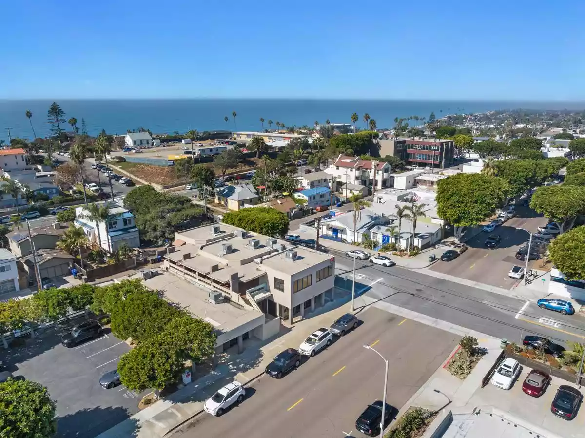 Encinitas - Office