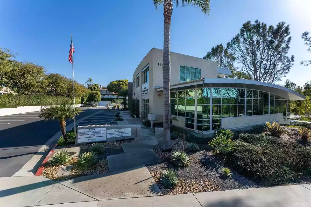 Encinitas - Office