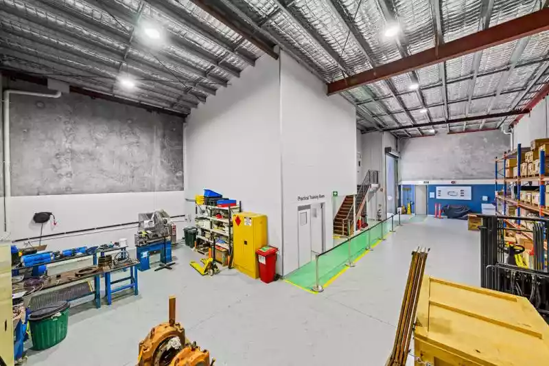 7/10-12 Navigator Place