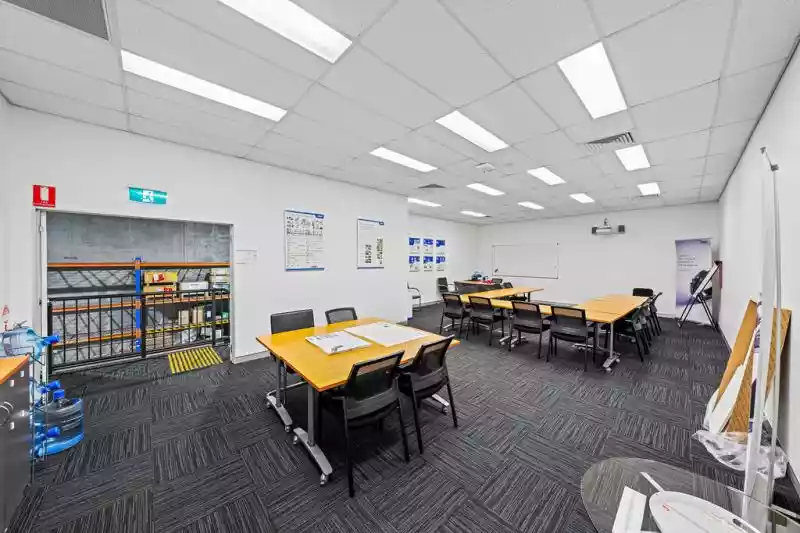 7/10-12 Navigator Place