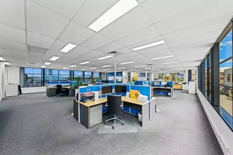 7/10-12 Navigator Place