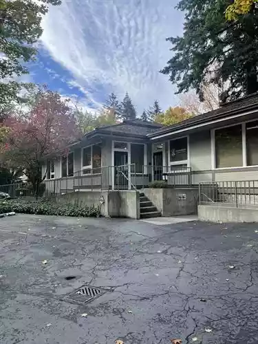 Issaquah - Office