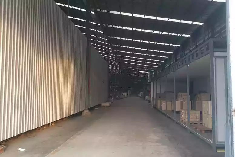 Factory & Warehouse Area Approx. 15,000 SQM Lum Luk ka