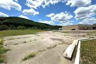 A1-360 Pulteney Street West - Outparcel