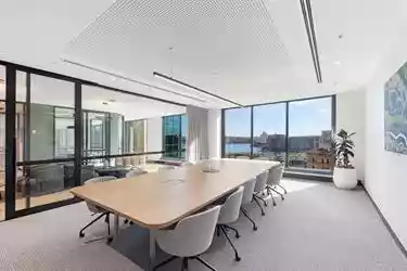 7 Macquarie Place