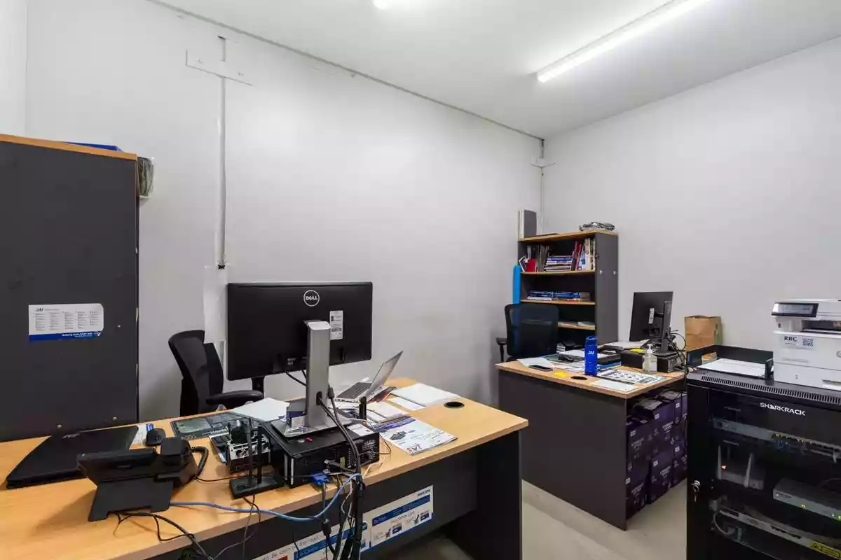 11 Hutchinson Street