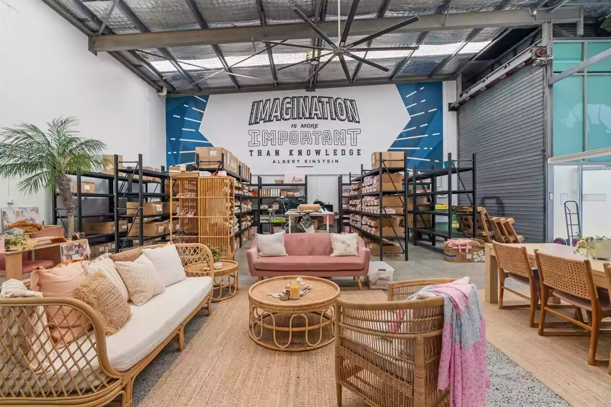 11 Hutchinson Street