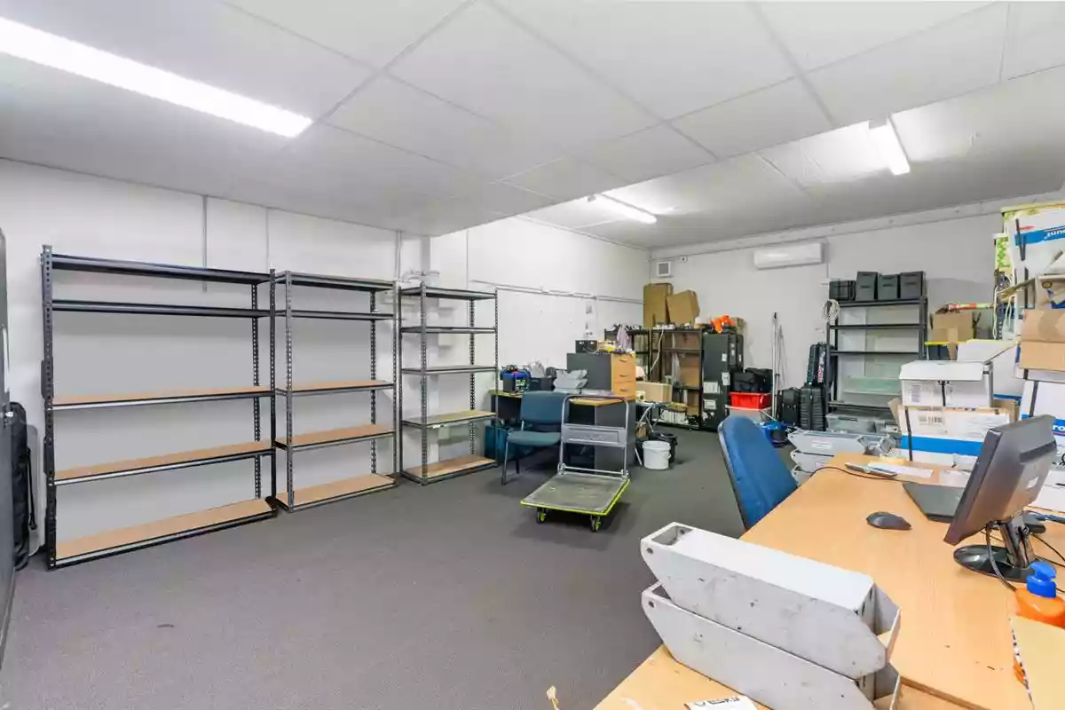 11 Hutchinson Street