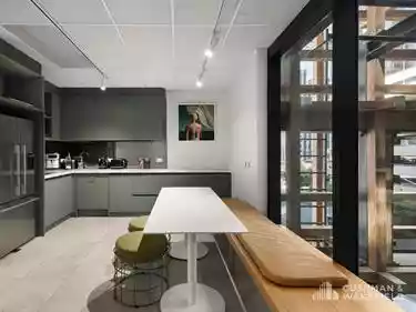 Level 3, Suite 302/16 Claremont Street