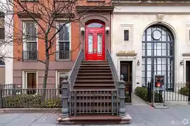 New York - Retail