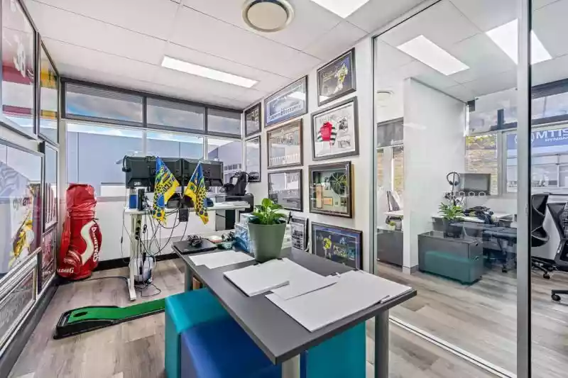 2/210 Queensport Road