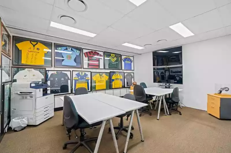 2/210 Queensport Road