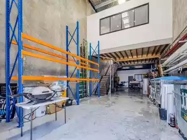 2/1305 Lytton Rd