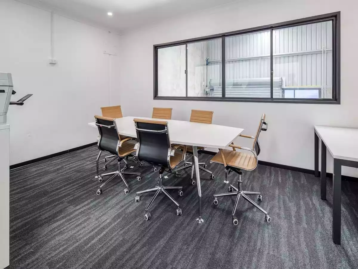 2/1305 Lytton Rd