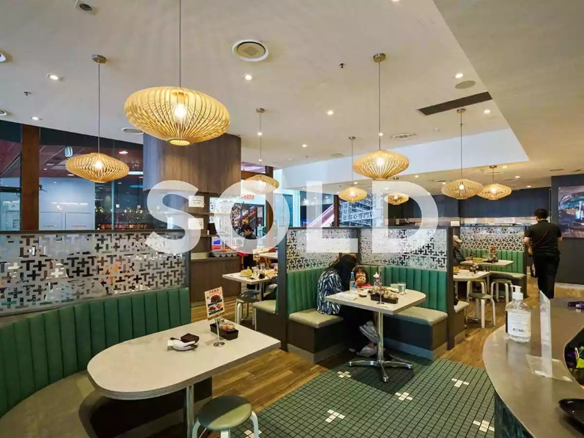 206 Bourke St. Plaza