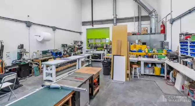 Burnaby - Warehouse/Distribution