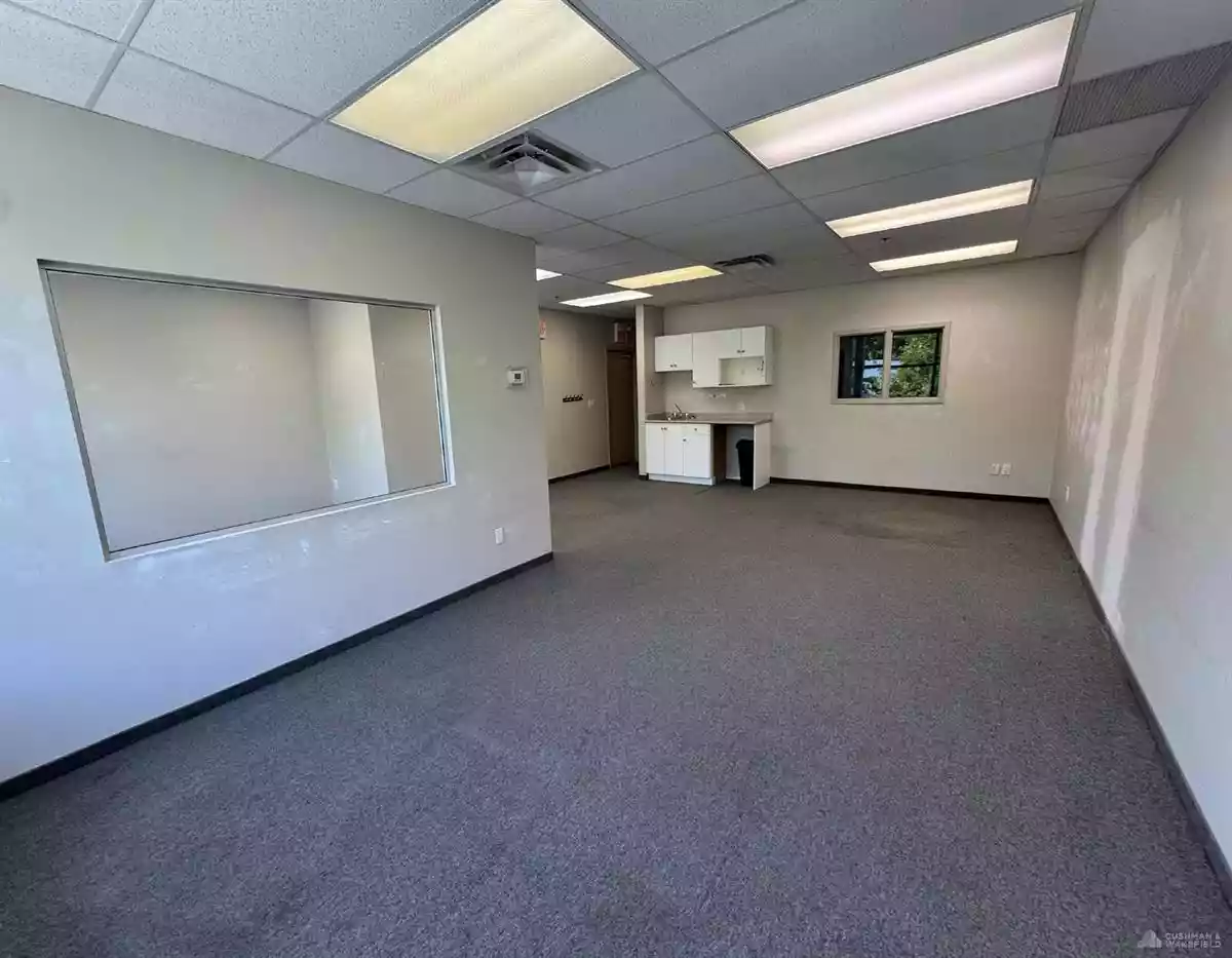Maple Ridge - Warehouse/Distribution