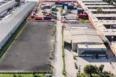 77 Governor Macquarie Drive