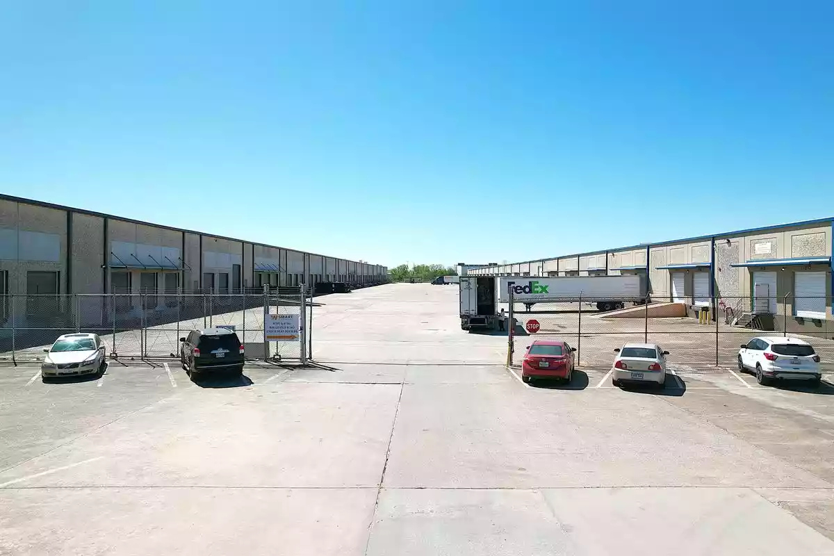 Houston - Warehouse/Distribution