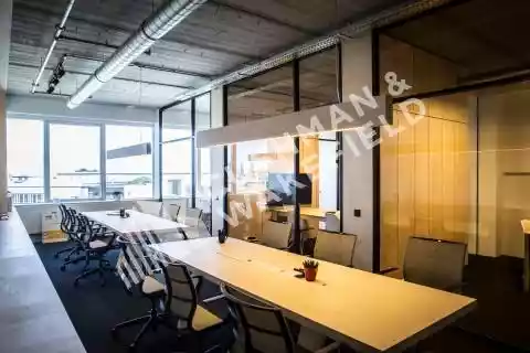 Avenue de l'Esplanade, 1