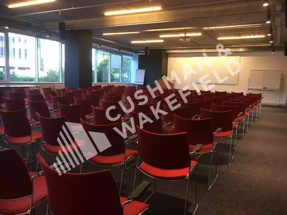 Avenue de l'Esplanade, 1