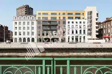 Quai Arthur Rimbaud, 5