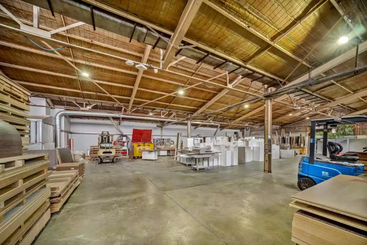 Unit 1/79 Mandoon Road