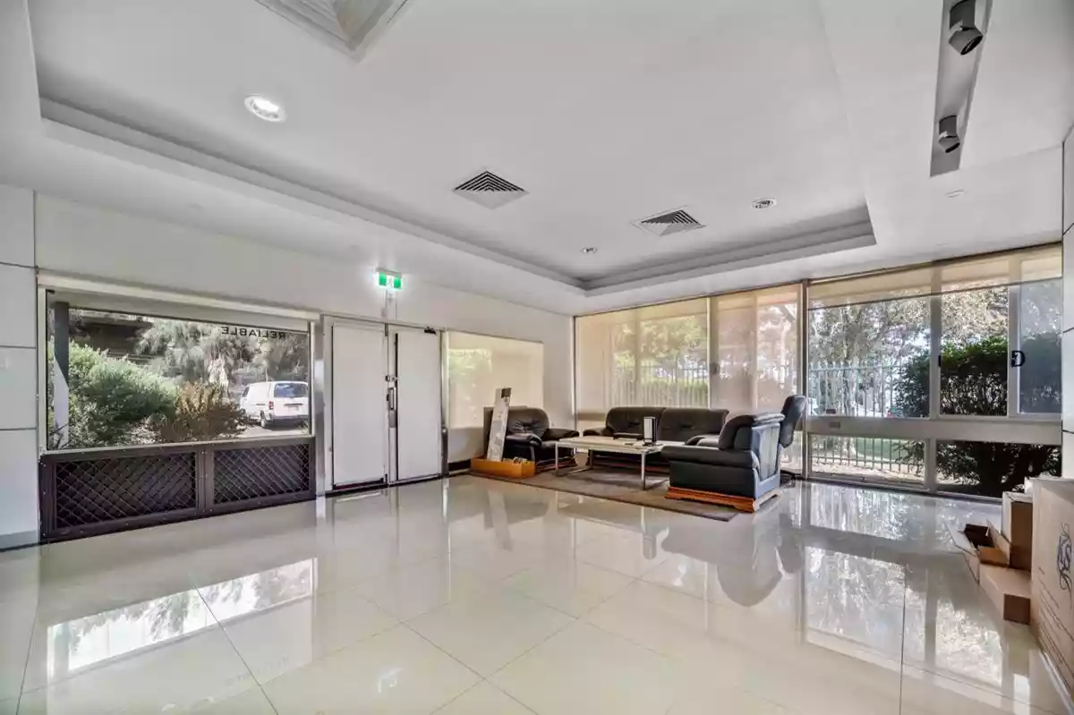 Unit 1/79 Mandoon Road