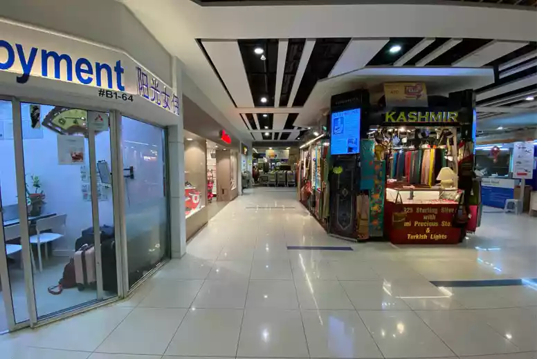 Bukit Timah Plaza Retail Unit Near Fairprice & Lift Lobby For Sale