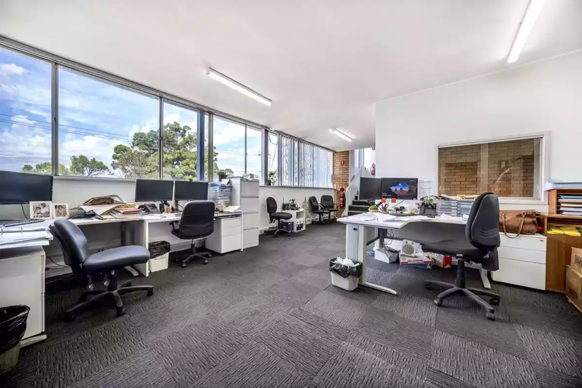 11 Long Street