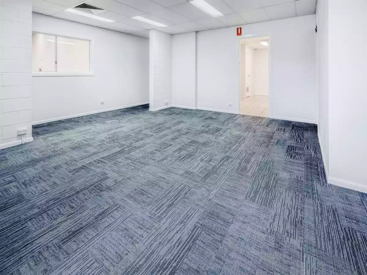 2/58 Yarraman Place