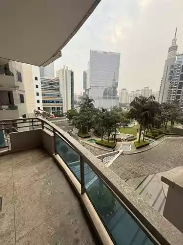 DLF Pinnacle