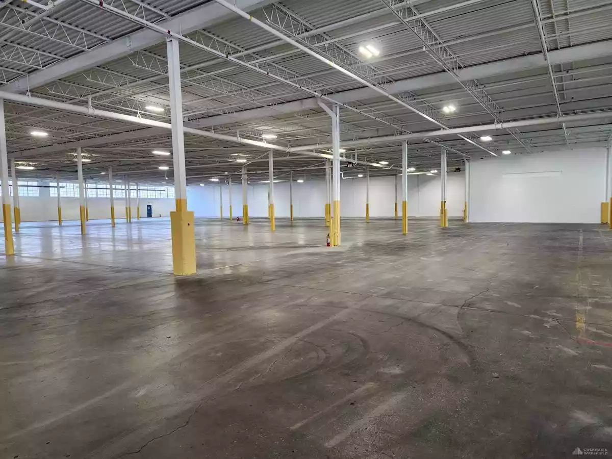 North York - Warehouse/Distribution